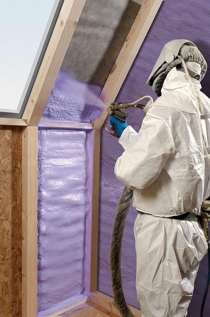 Evaluating Insulation and Breathability for Seasonal Activities