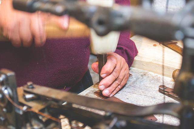 Art and Craftsmanship: Discovering Heritage Through Local Hands